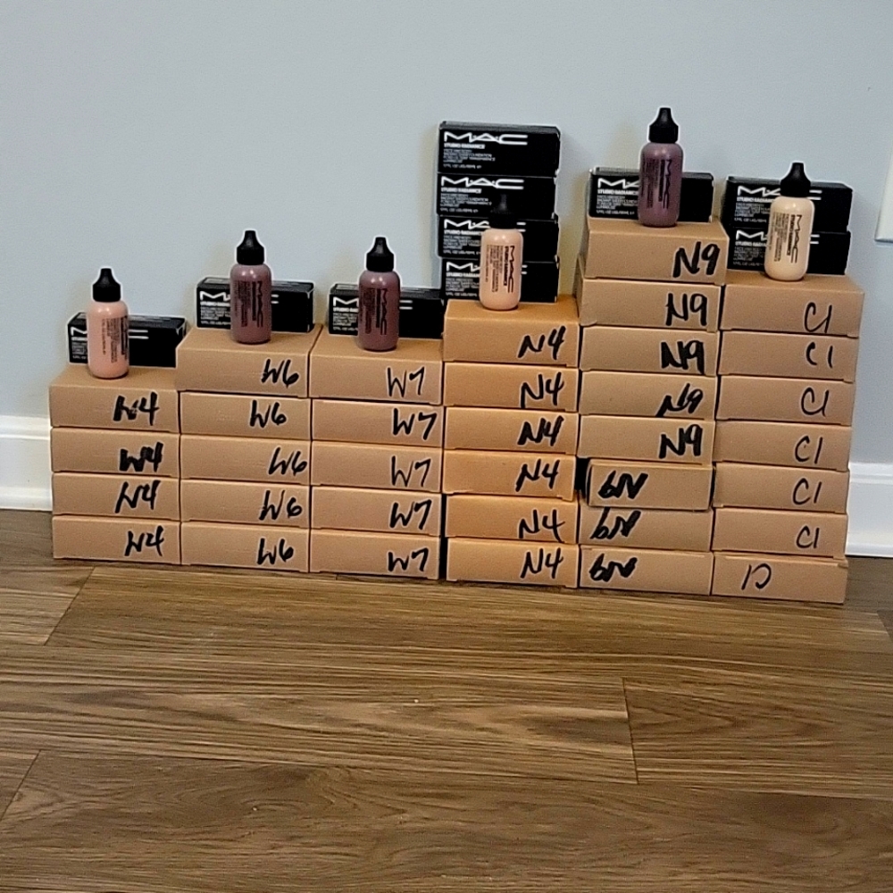 Studio Radiance Face and Body Foundation